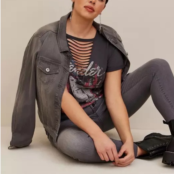 TORRID Fender Classic Fit Cotton Slash Tee Size 5X - Picture 2 of 5